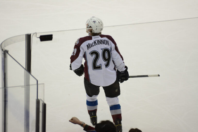 Avalanche vs Blues